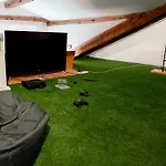 Apartament The Mazz House *